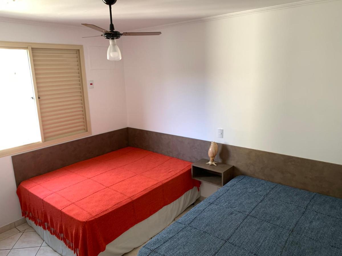 Apartamento Enseada กัวรูจา ภายนอก รูปภาพ